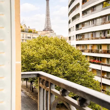 Appartamento Avec Magnifique Vue Tour Eiffel Parigi
